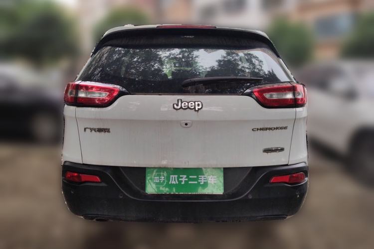 Used Jeep Cherokee 2016 2.0L Superior Edition Rear