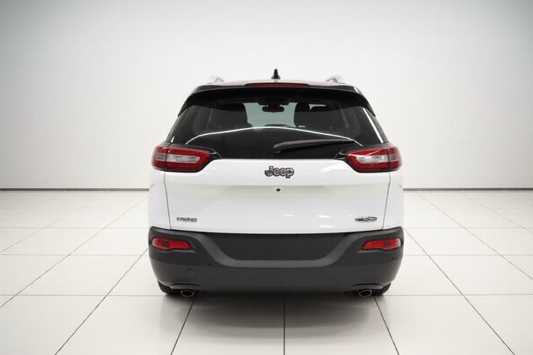 Used Jeep Cherokee 2016 2.0L Superior Edition Rear