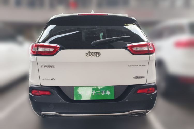 Used Jeep Cherokee 2016 2.4L Professional Edition Rear