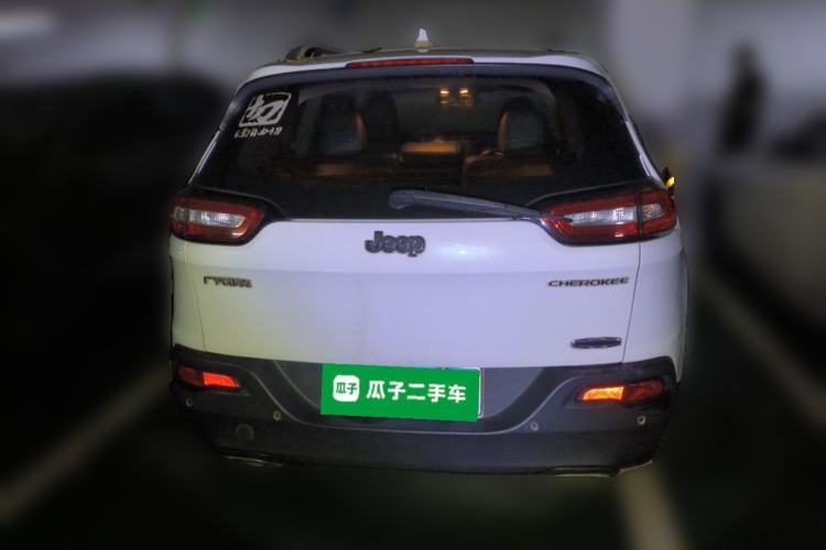 Used Jeep Cherokee 2016 2.4L Leading Edition Rear