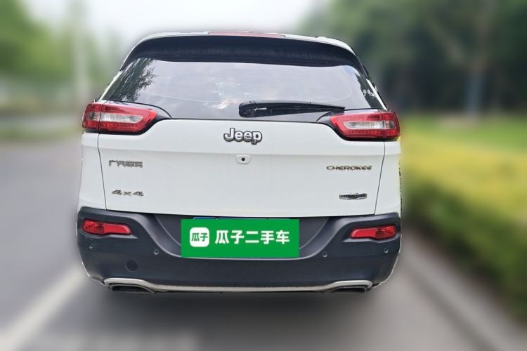 Used Jeep Cherokee 2016 2.4L Professional Edition Rear
