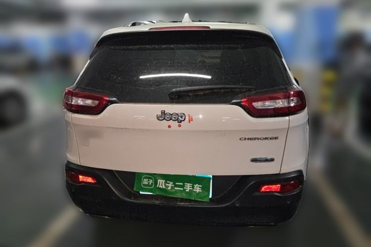 Used Jeep Cherokee 2016 2.4L Leading Edition Rear