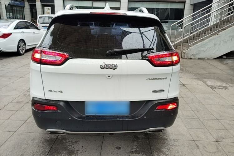 Used Jeep Cherokee 2016 2.4L Professional Smart Version Rear