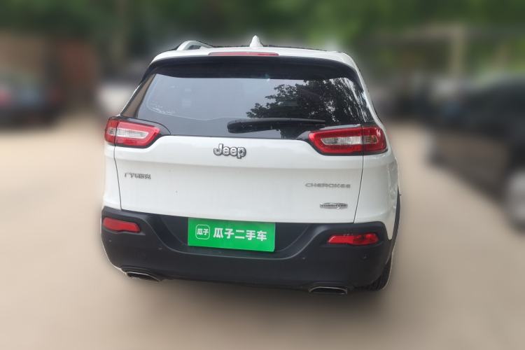 Used Jeep Cherokee 2016 2.4L Leading Edition Rear