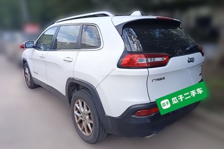 Used Jeep Cherokee 2016 2.4L Leading Edition Rear Left 45 Deg