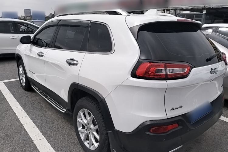 Used Jeep Cherokee 2016 2.4L Professional Smart Version Rear Left 45 Deg