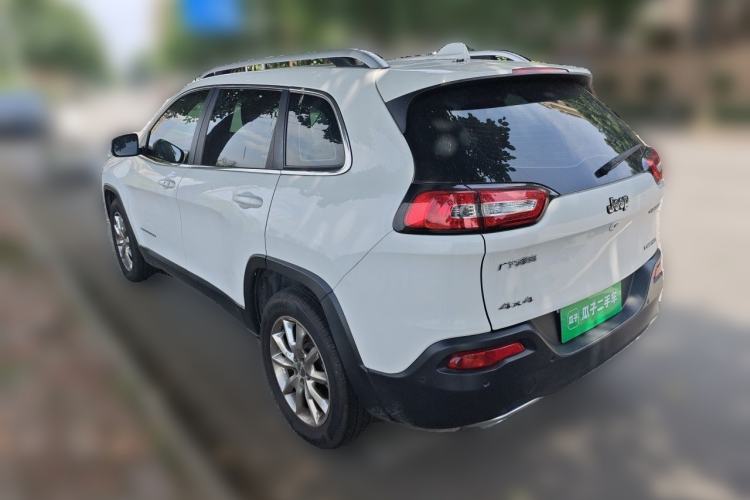 Used Jeep Cherokee 2016 2.4L Superior Edition Rear Left 45 Deg