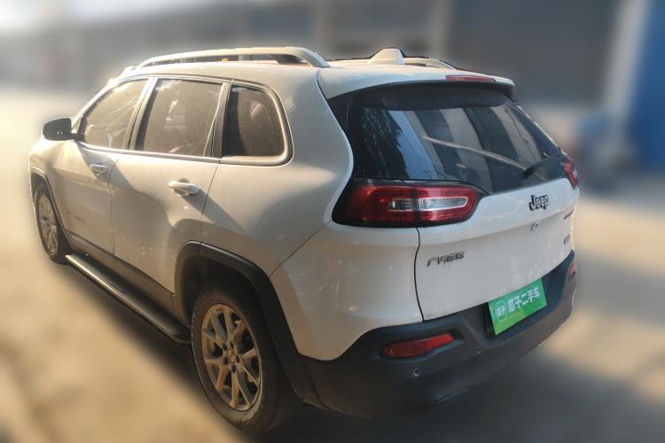Used Jeep Cherokee 2016 2.0L Superior Edition Rear Left 45 Deg