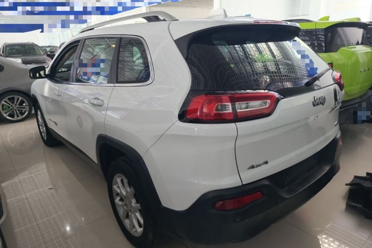 Used Jeep Cherokee 2016 2.0L Superior Edition Rear Left 45 Deg