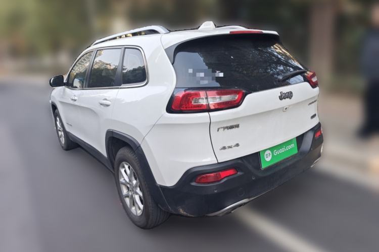 Used Jeep Cherokee 2016 2.4L Professional Smart Version Rear Left 45 Deg