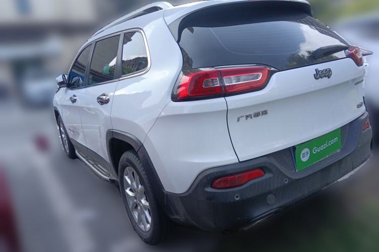Used Jeep Cherokee 2016 2.4L Leading Smart Version Rear Left 45 Deg