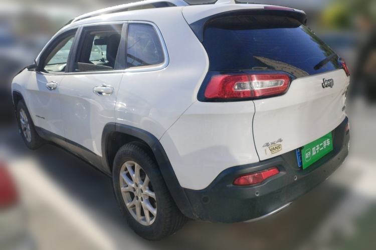 Used Jeep Cherokee 2016 2.4L Professional Edition Rear Left 45 Deg