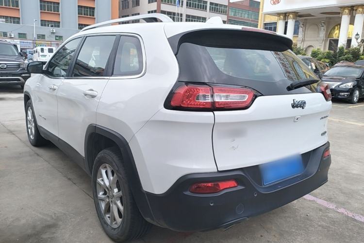 Used Jeep Cherokee 2016 2.0L Superior Edition Rear Left 45 Deg