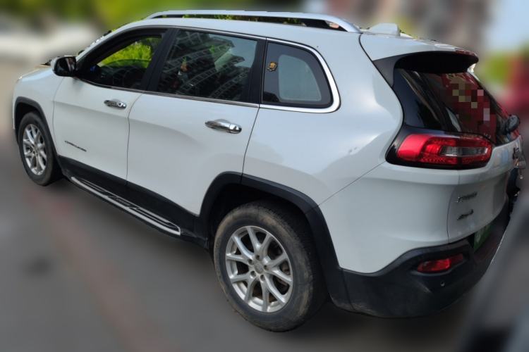Used Jeep Cherokee 2016 2.0L Superior Edition Rear Left 45 Deg
