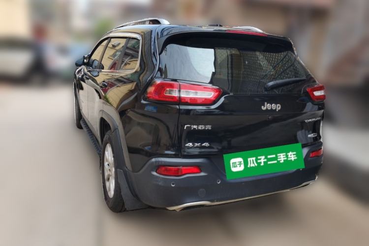 Used Jeep Cherokee 2016 2.4L Professional Smart Version Rear Left 45 Deg