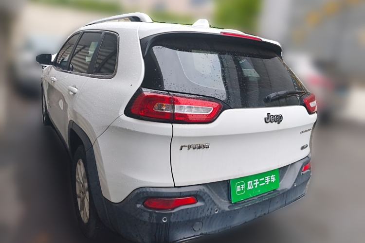 Used Jeep Cherokee 2016 2.4L Leading Edition Rear Left 45 Deg