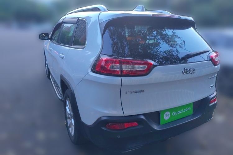 Used Jeep Cherokee 2016 2.4L Leading Edition Rear Left 45 Deg