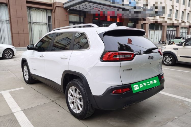 Used Jeep Cherokee 2016 2.0L Superior Edition Rear Left 45 Deg