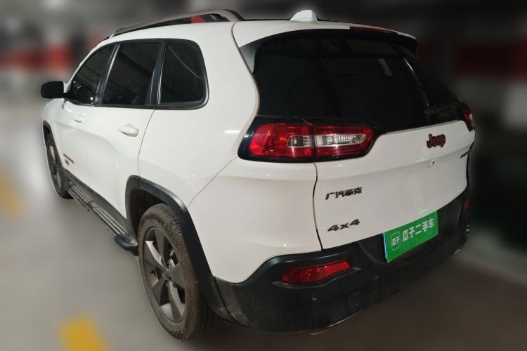 Used Jeep Cherokee 2016 2.4L 75th Anniversary Edition Rear Left 45 Deg