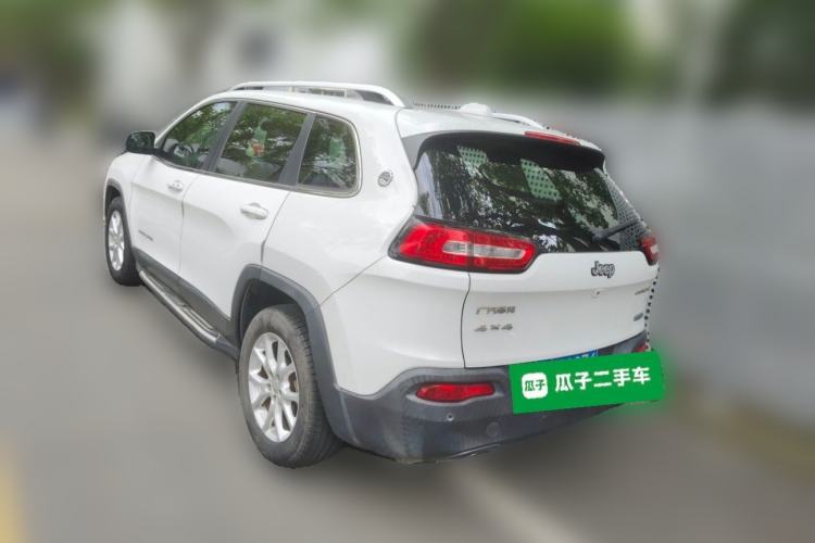 Used Jeep Cherokee 2016 2.0L Superior Edition Rear Left 45 Deg