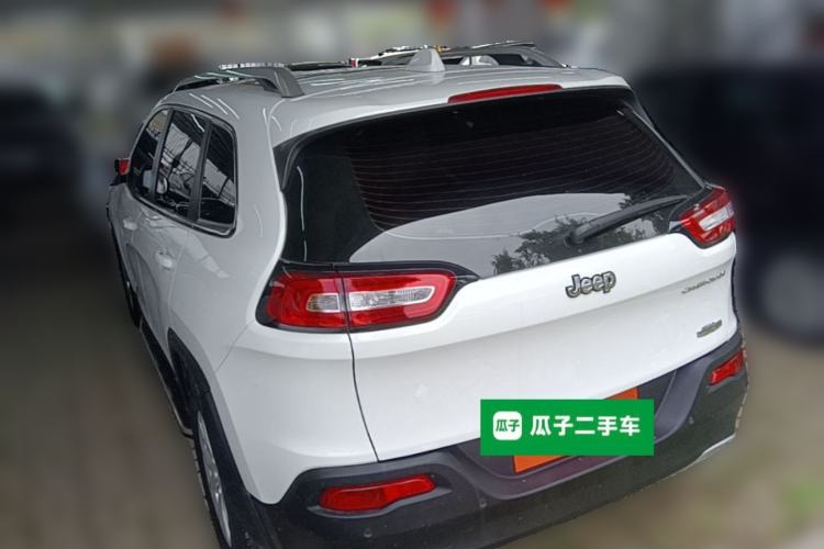 Used Jeep Cherokee 2016 2.4L Leading Edition Rear Left 45 Deg