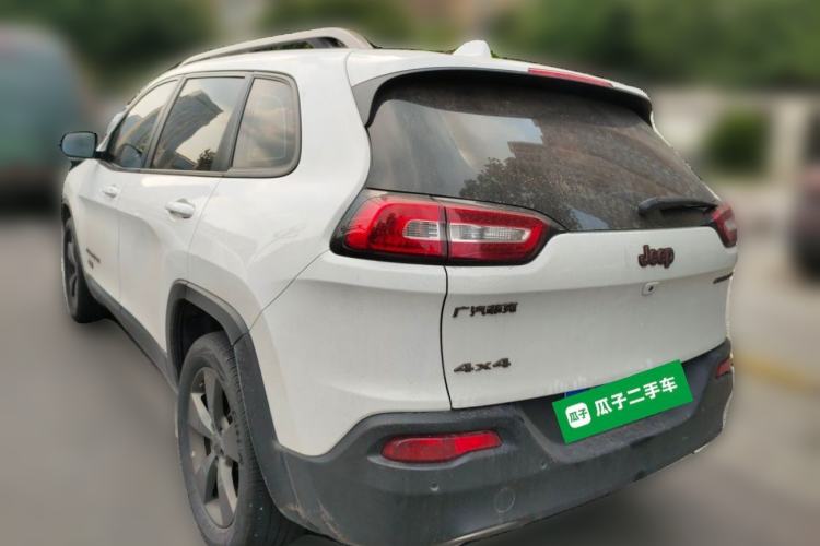 Used Jeep Cherokee 2016 2.4L 75th Anniversary Edition Rear Left 45 Deg