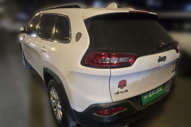 Used Jeep Cherokee 2016 2.4L Professional Edition Rear Left 45 Deg