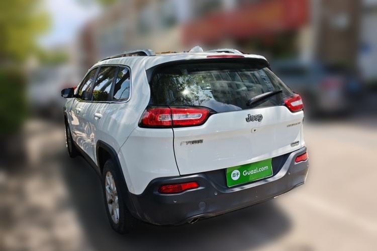 Used Jeep Cherokee 2016 2.0L Superior Edition Rear Left 45 Deg