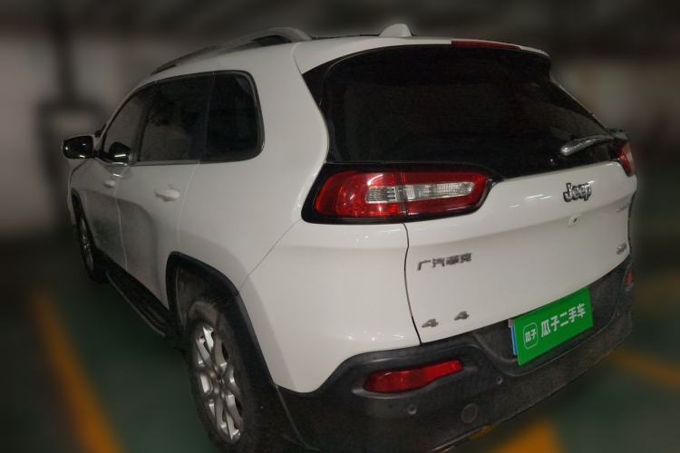 Used Jeep Cherokee 2016 2.0L Superior Edition Rear Left 45 Deg