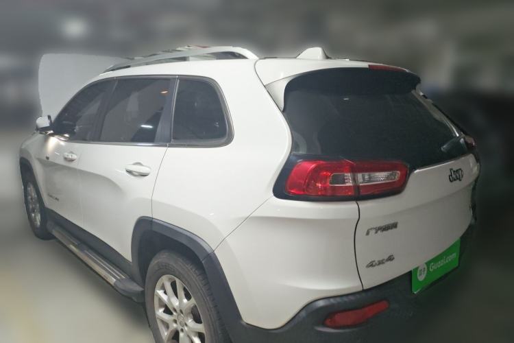 Used Jeep Cherokee 2016 2.4L Professional Edition Rear Left 45 Deg