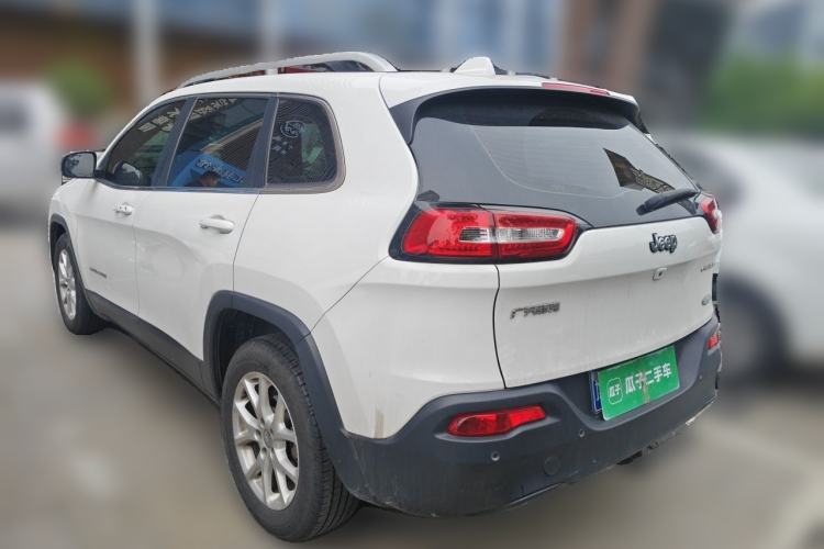 Used Jeep Cherokee 2016 2.0L Superior Edition Rear Left 45 Deg