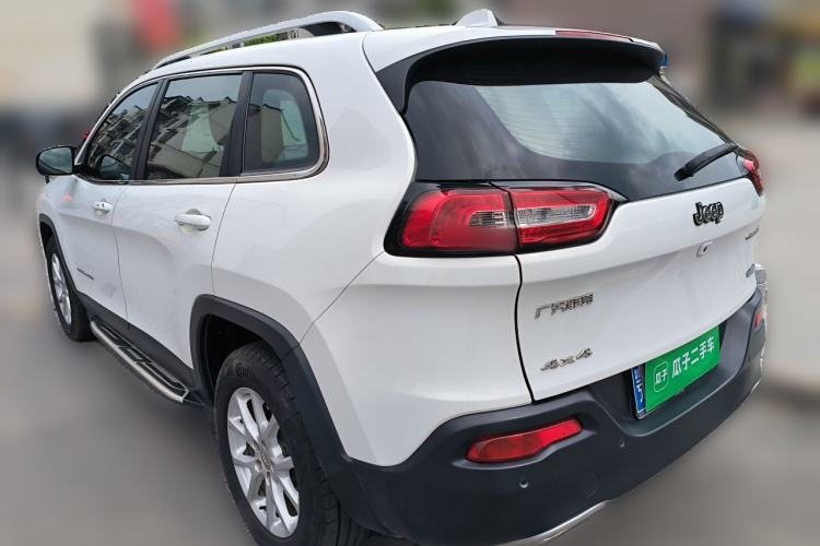 Used Jeep Cherokee 2016 2.4L Professional Smart Version Rear Left 45 Deg