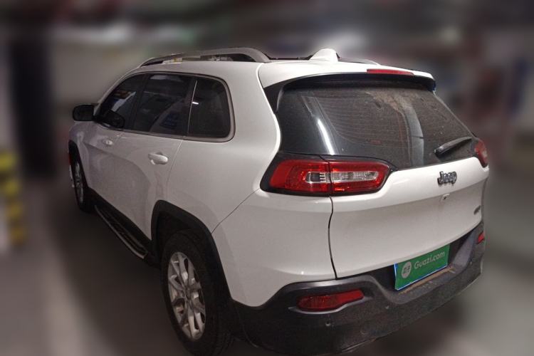 Used Jeep Cherokee 2016 2.0L Superior Edition Rear Left 45 Deg