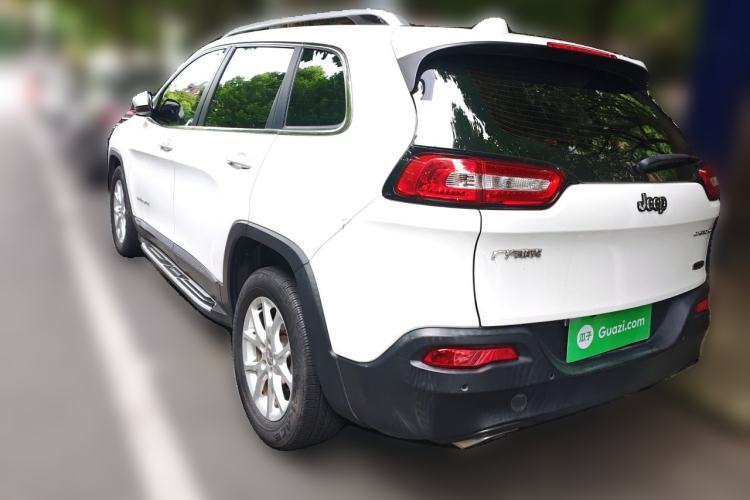 Used Jeep Cherokee 2016 2.4L Leading Edition Rear Left 45 Deg
