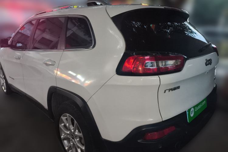 Used Jeep Cherokee 2016 2.0L Smart Version Rear Left 45 Deg