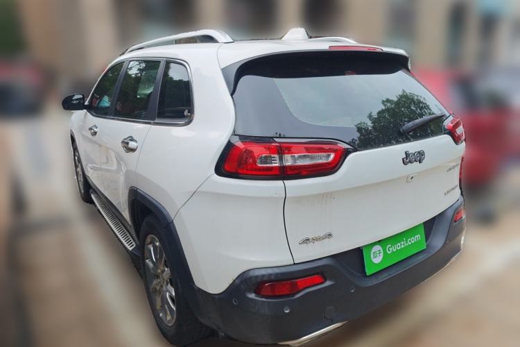 Used Jeep Cherokee 2016 2.4L Superior Edition Rear Left 45 Deg