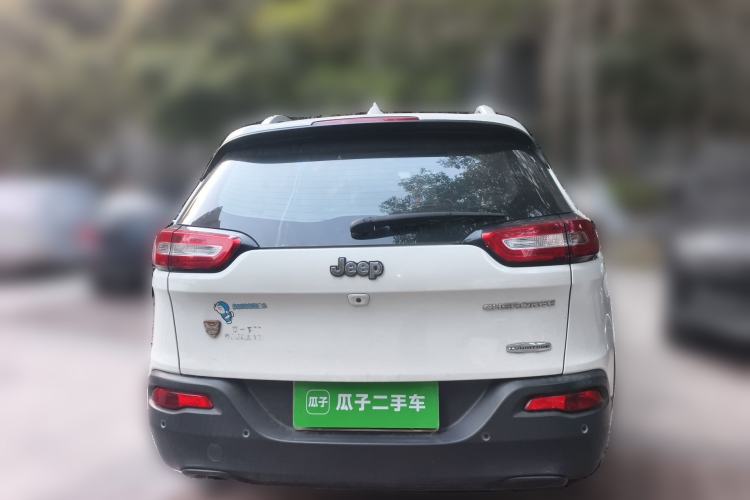 Used Jeep Cherokee 2016 2.0L Superior Edition Rear