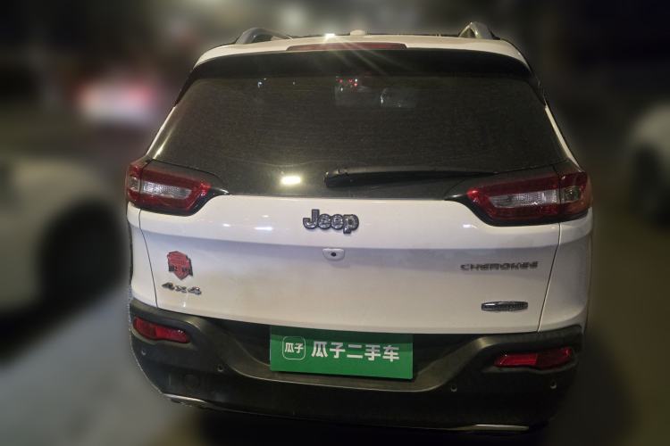 Used Jeep Cherokee 2016 2.4L Professional Edition Rear