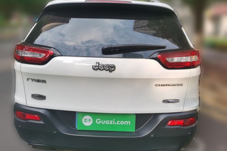 Used Jeep Cherokee 2016 2.4L Leading Edition Rear