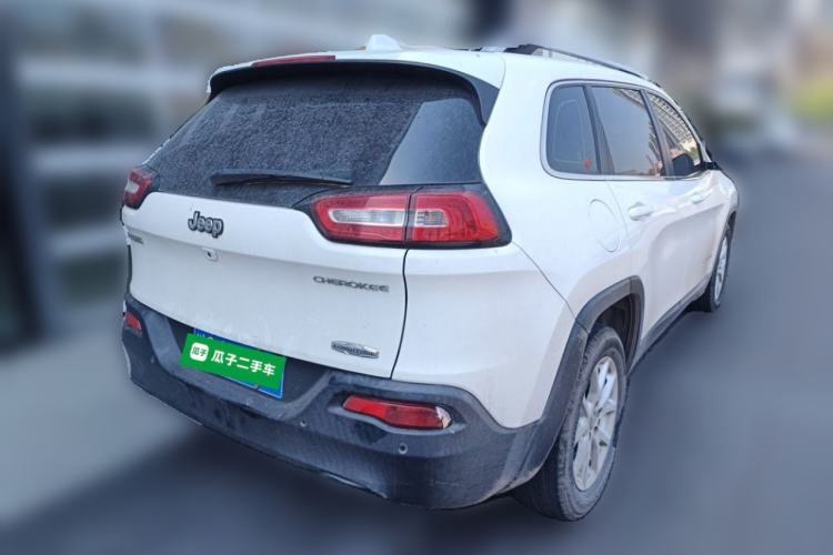 Used Jeep Cherokee 2016 2.0L Superior Edition Rear Right 45 Deg