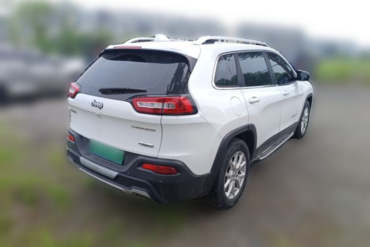 Used Jeep Cherokee 2016 2.0L Superior Edition Rear Right 45 Deg