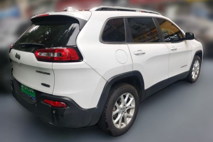 Used Jeep Cherokee 2016 2.0L Superior Edition Rear Right 45 Deg
