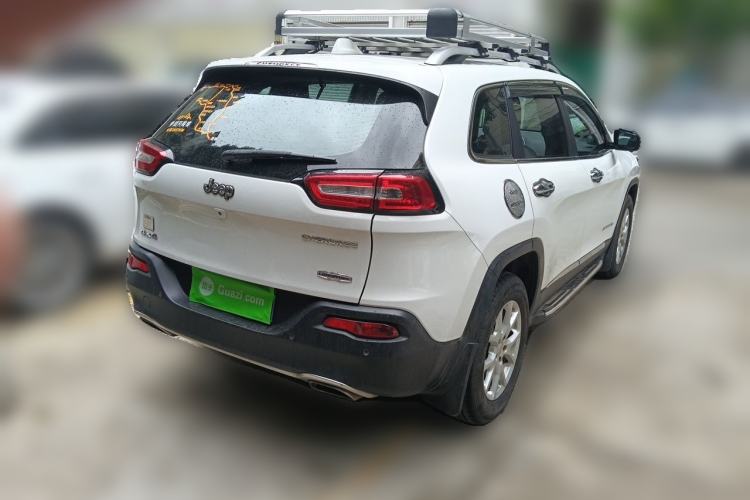 Used Jeep Cherokee 2016 2.4L Professional Smart Version Rear Right 45 Deg