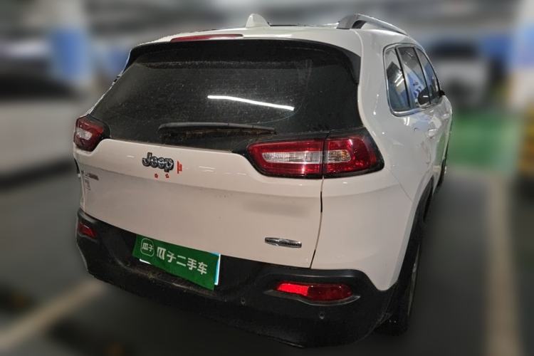 Used Jeep Cherokee 2016 2.4L Leading Edition Rear Right 45 Deg