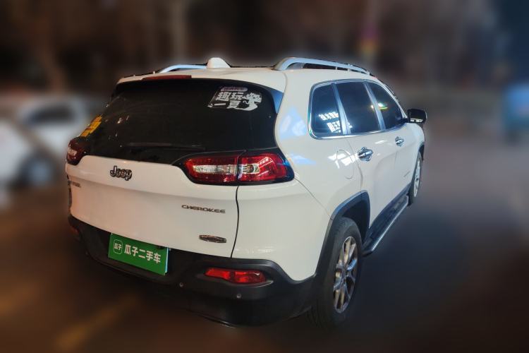 Used Jeep Cherokee 2016 2.4L Leading Smart Version Rear Right 45 Deg