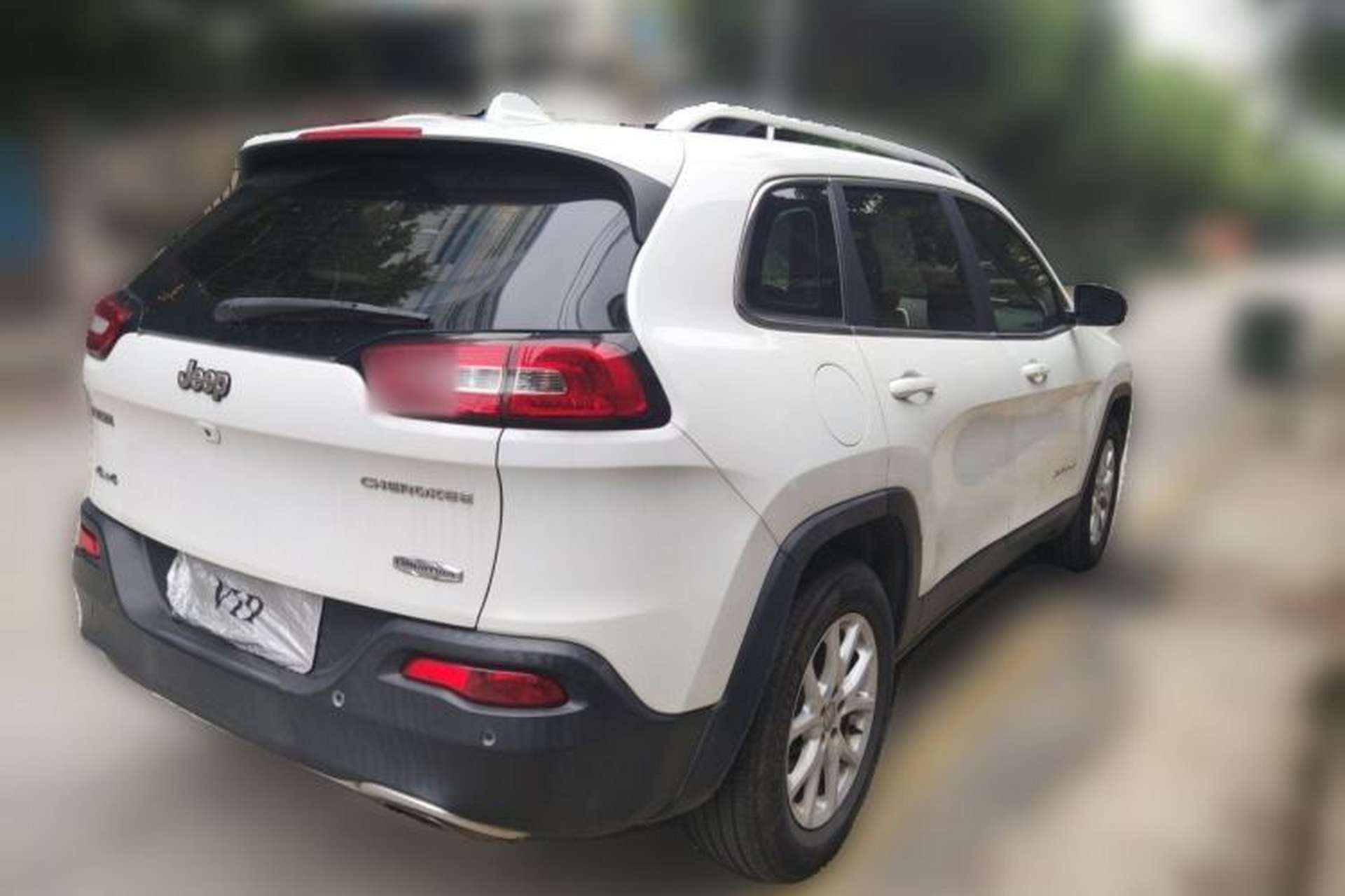Used Jeep Cherokee 2016 2.4L Professional Smart Version Rear Right 45 Deg