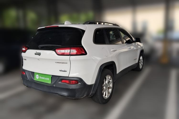 Used Jeep Cherokee 2016 2.0L Superior Edition Rear Right 45 Deg