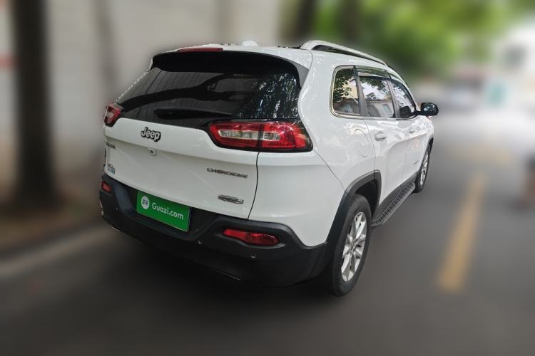 Used Jeep Cherokee 2016 2.0L Superior Edition Rear Right 45 Deg