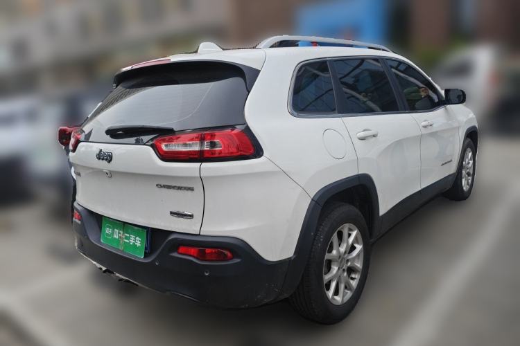 Used Jeep Cherokee 2016 2.0L Superior Edition Rear Right 45 Deg
