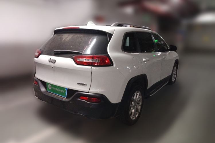 Used Jeep Cherokee 2016 2.0L Superior Edition Rear Right 45 Deg